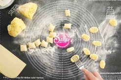 Sallys Ausrollstab 50 cm + Backmatte / Gewebematte Set