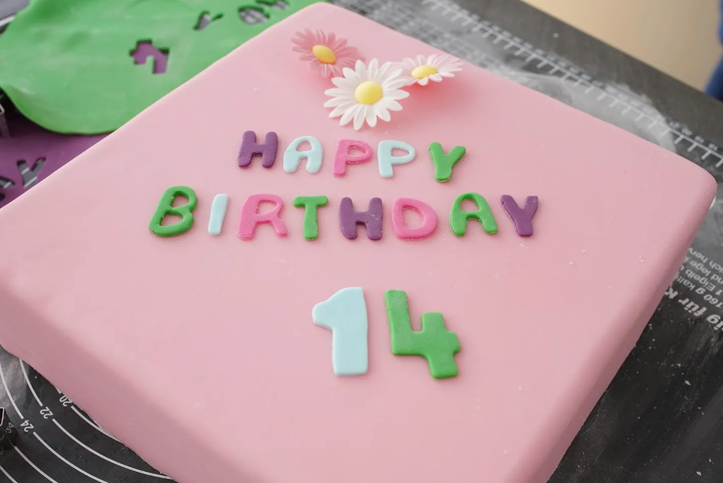 Sallys Buchstaben Ausstecher 26-teilig