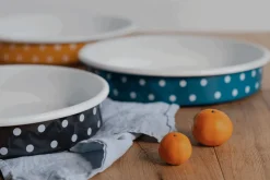 Sallys Emaille Ofenform - Ø32 cm - gepunktet