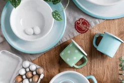 Sallys Emaille Tasse - pastell groß gepunktet