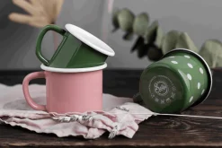 Sallys Emaille Tasse - pastell klein gepunktet